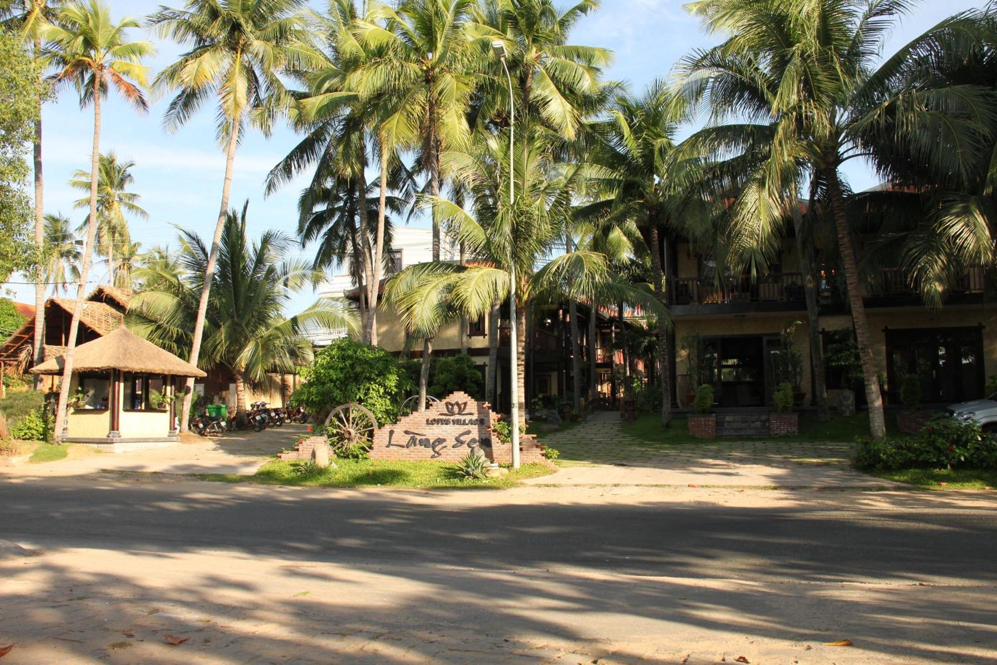 Lotus Village Resort Mui Ne Exterior foto